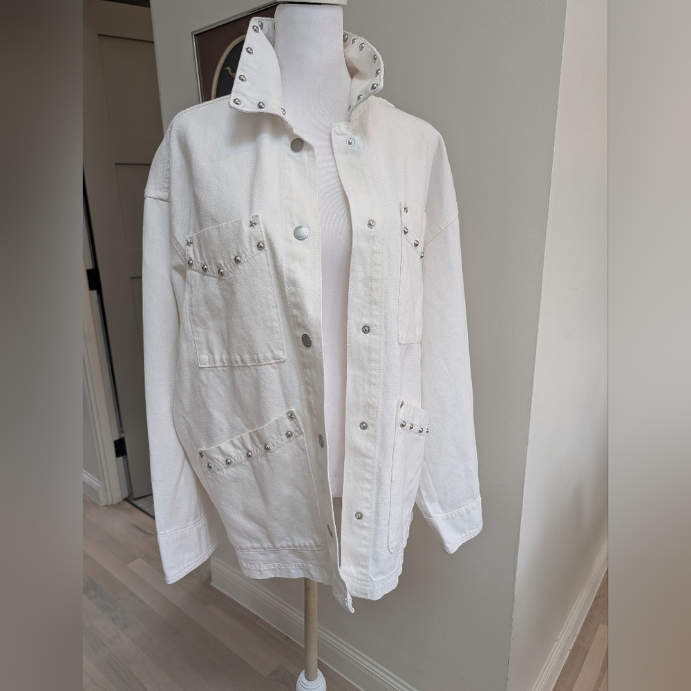 Universal Thread Cream Denim Jacket